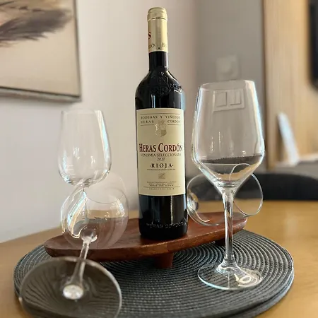 Lejlighed Nuevo Lujoso Centro Wifi ,parking *