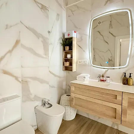 Nuevo Lujoso Centro Wifi ,parking Appartement *