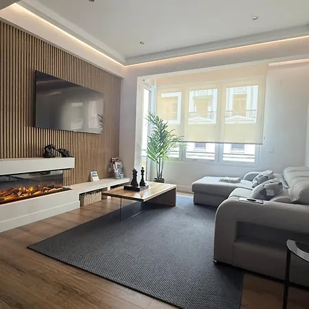 Nuevo Lujoso Centro Wifi ,parking アパート