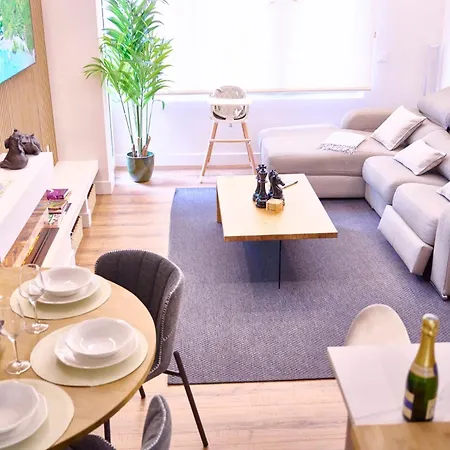アパート Nuevo Lujoso Centro Wifi ,parking Gratis ビルバオ